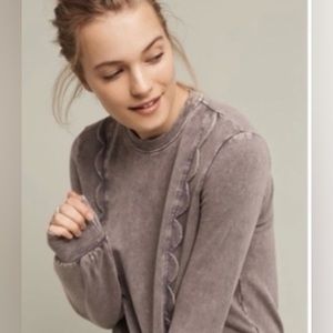 Eri + Ali Acid Wash Ruffle Pullover in Grey Size XS